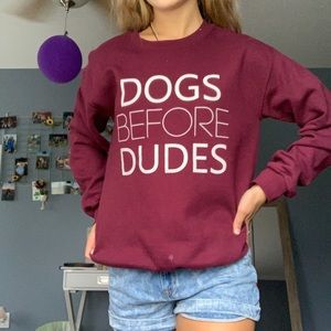 A crew neck with a true statement:)